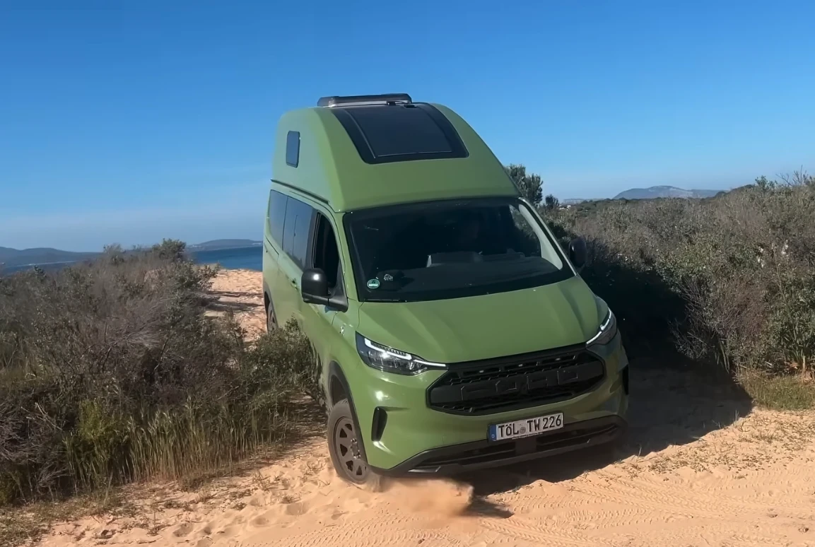 Nugget Schmiede puts the all-wheel drive to work in loose, tire-sinking sand