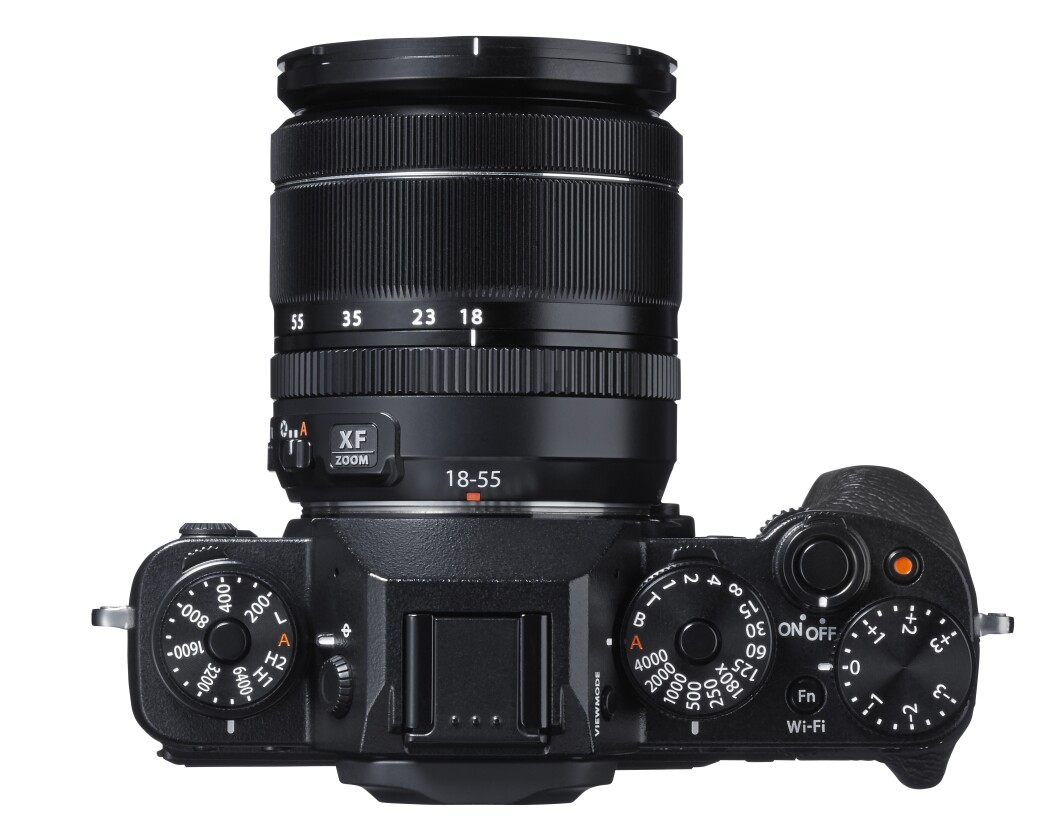 There are five mechanical dials to the top, including two machined aluminum double-deckers for controlling shutter speed/metering and ISO/drive, command dials to the front and back, and six customizable function buttons