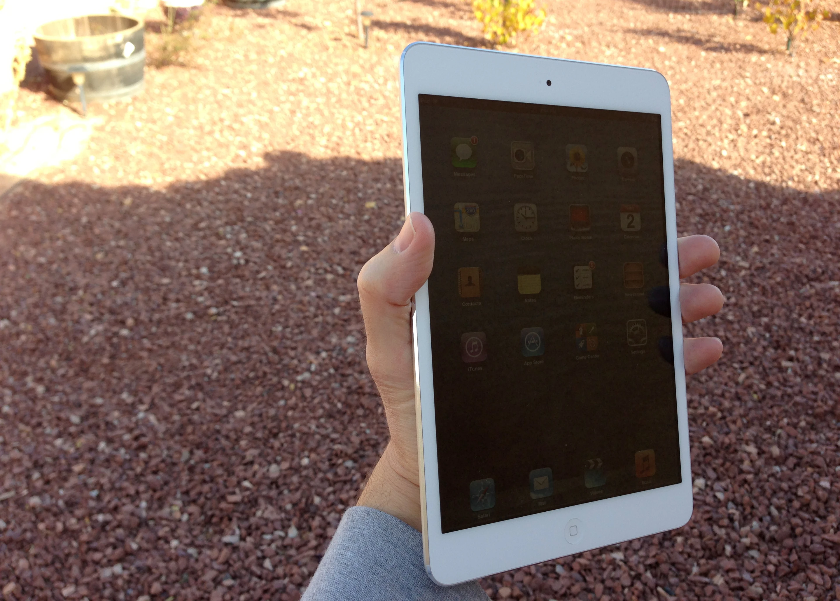 You can easily hold the iPad mini with one hand
