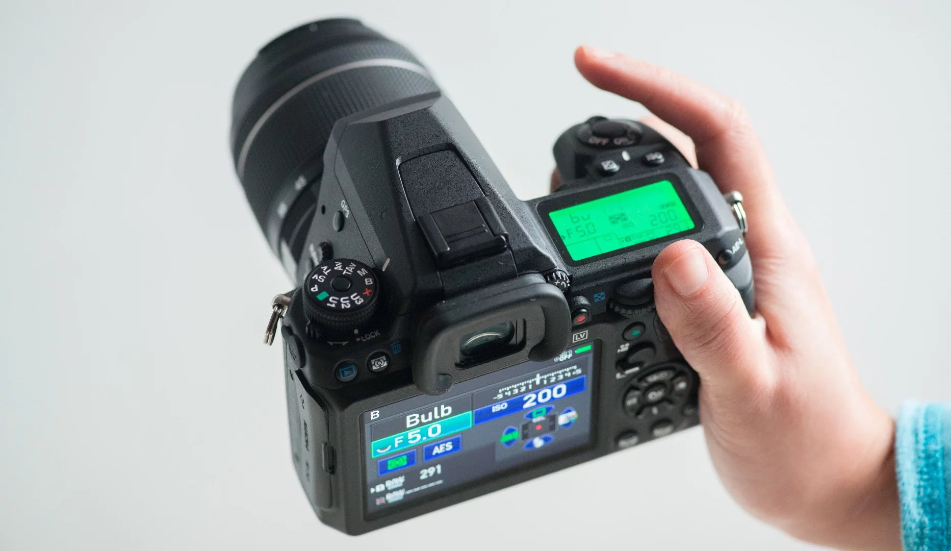 Gizmag reviews the flagship Pentax K-3 II DSLR