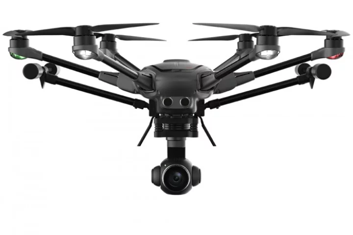 Yuneec's Typhoon H Plus with landing gear up
