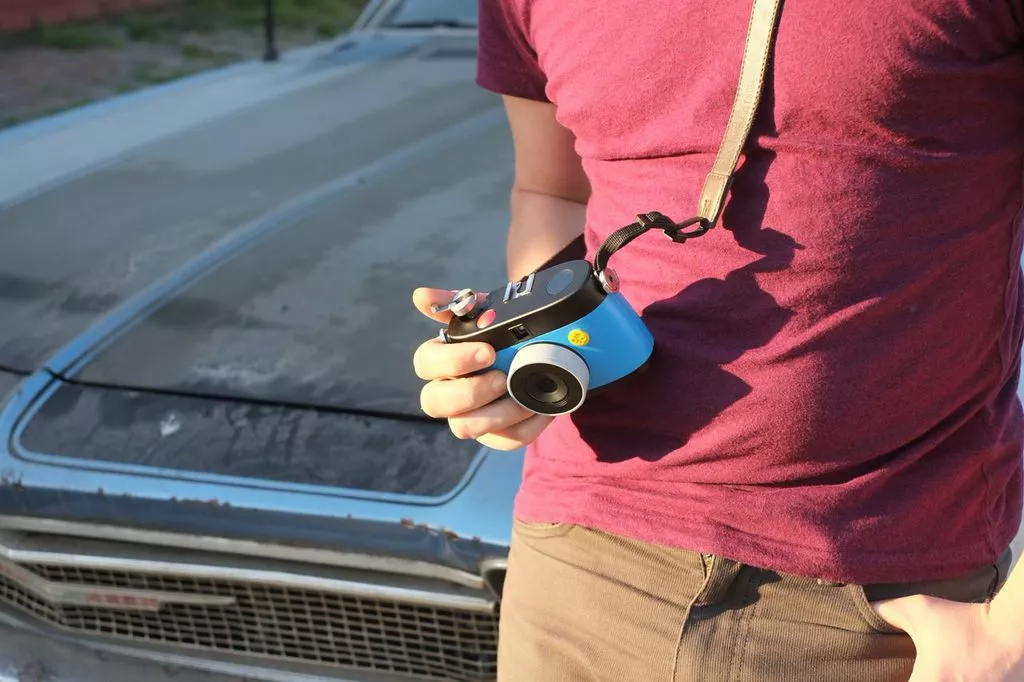 The Otto camera features a crank that can be popped out from the top and turned to instantly capture animated GIFs