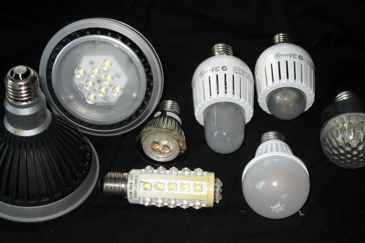 A new study from the University of California indicates that LED lights contain toxic metals, and should be produced, used and disposed of carefully (Photo: Geoffrey A. Landis)