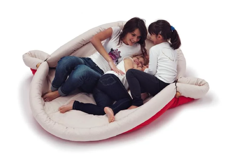 Blandito – transformable pad for lazy living (Photo: Belnotes.it)