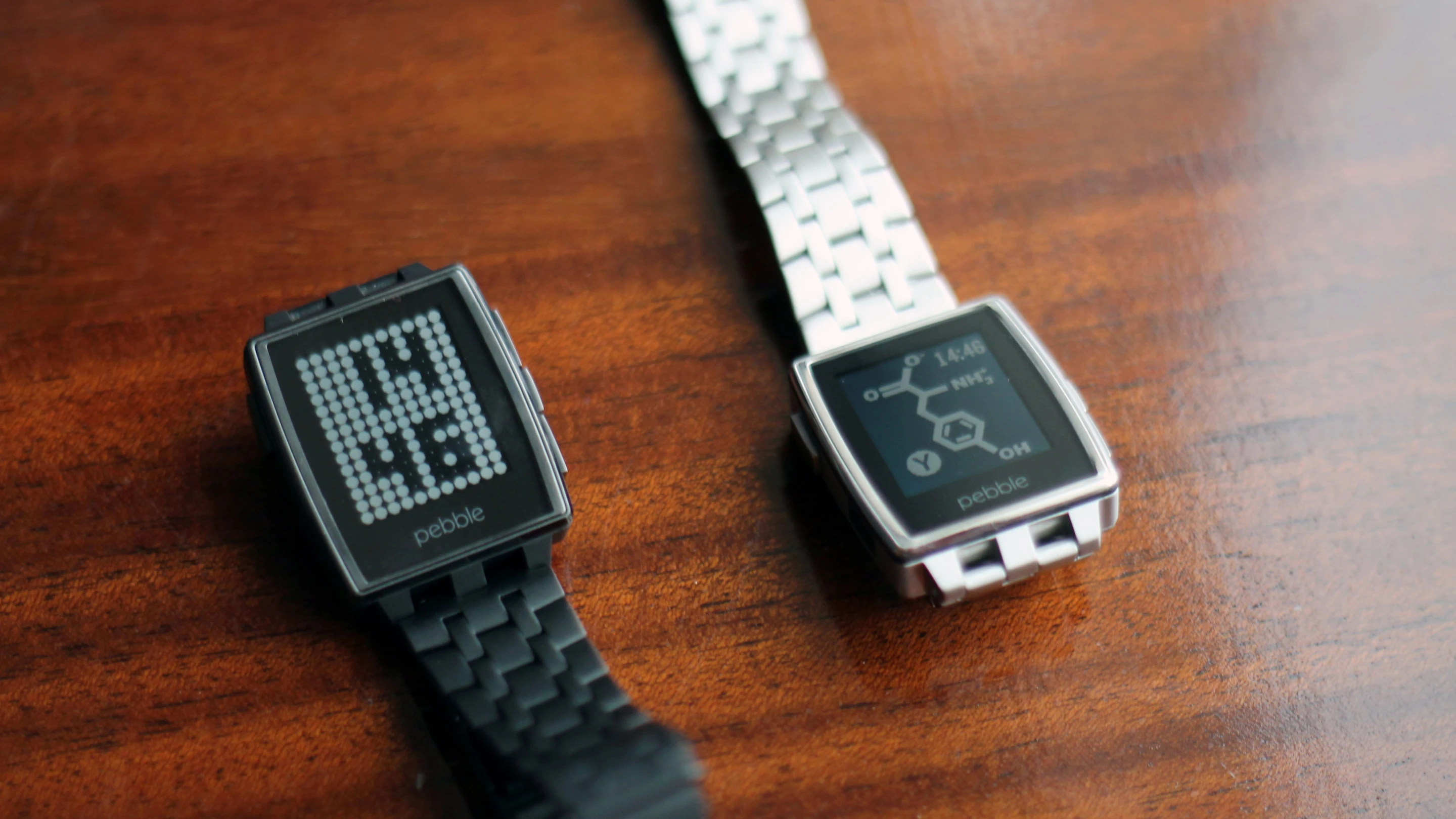 Gizmag goes hands-on with the new Pebble Steel smartwatch