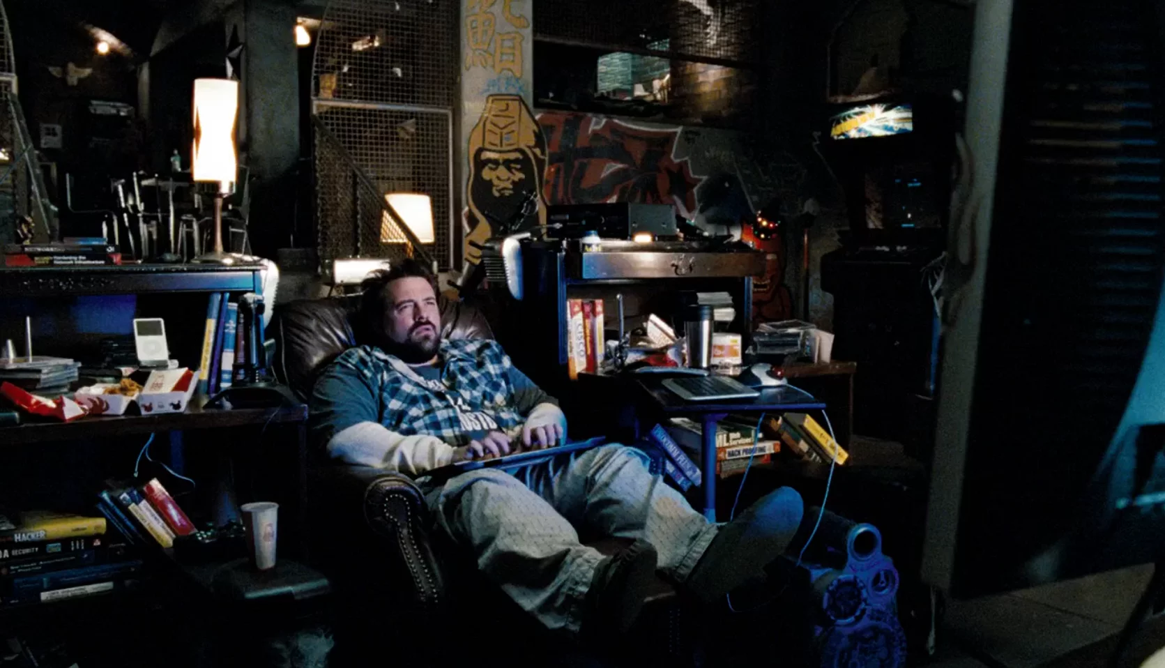 Kevin Smith as a master hacker who lives in his parent's basement in "Live Free or Die Hard"