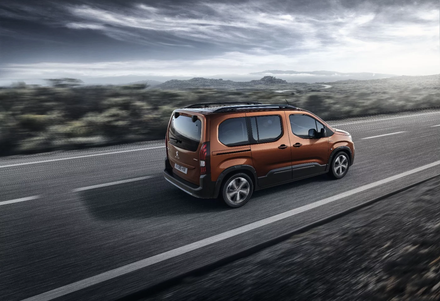 The Rifter will come in 5- and 7-passenger versions