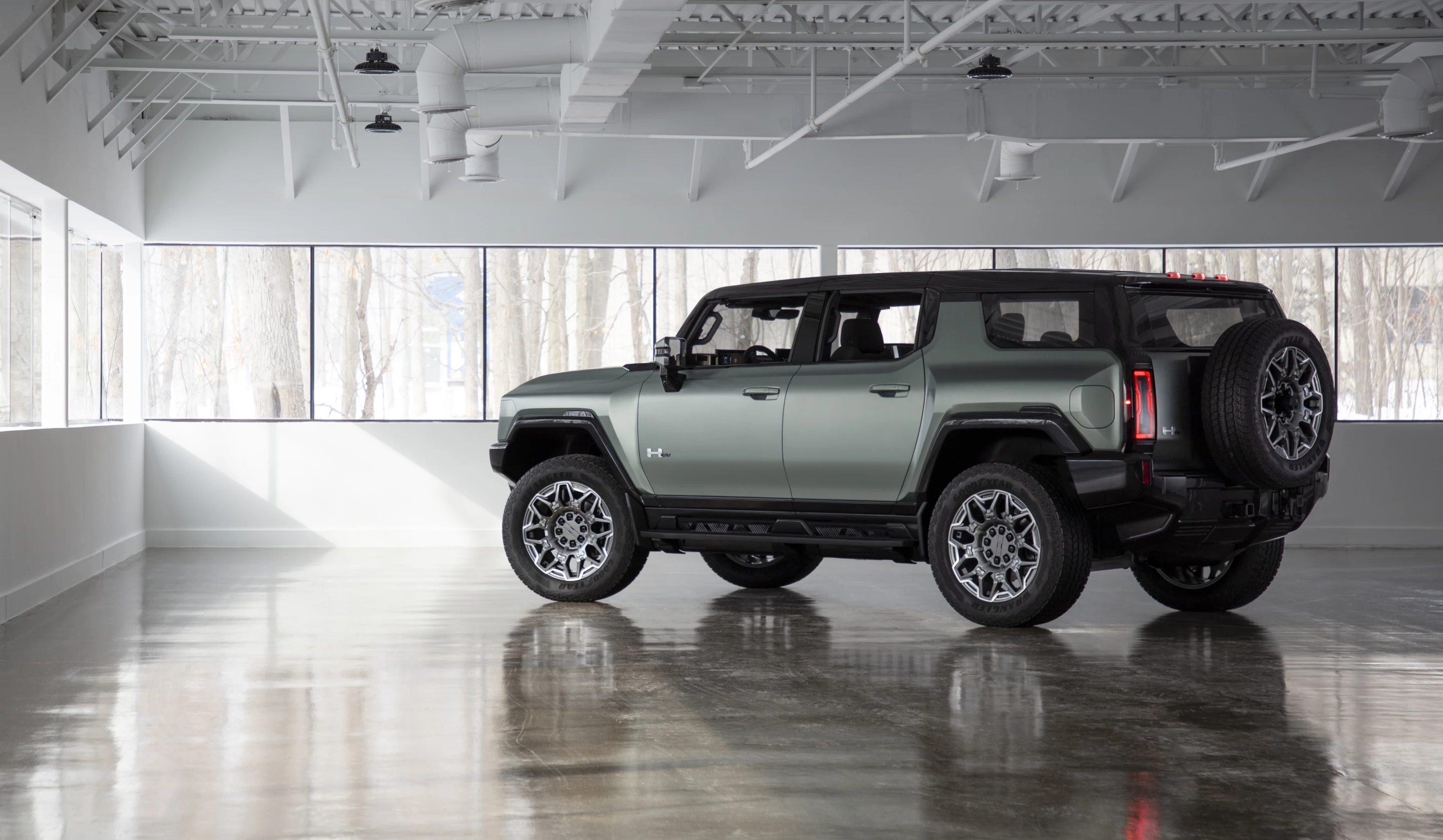 The Hummer EV SUV is driven by General Motors’ Ultium Platform and launches with the exclusive Edition 1 package, offered in Moonshot Green Matte