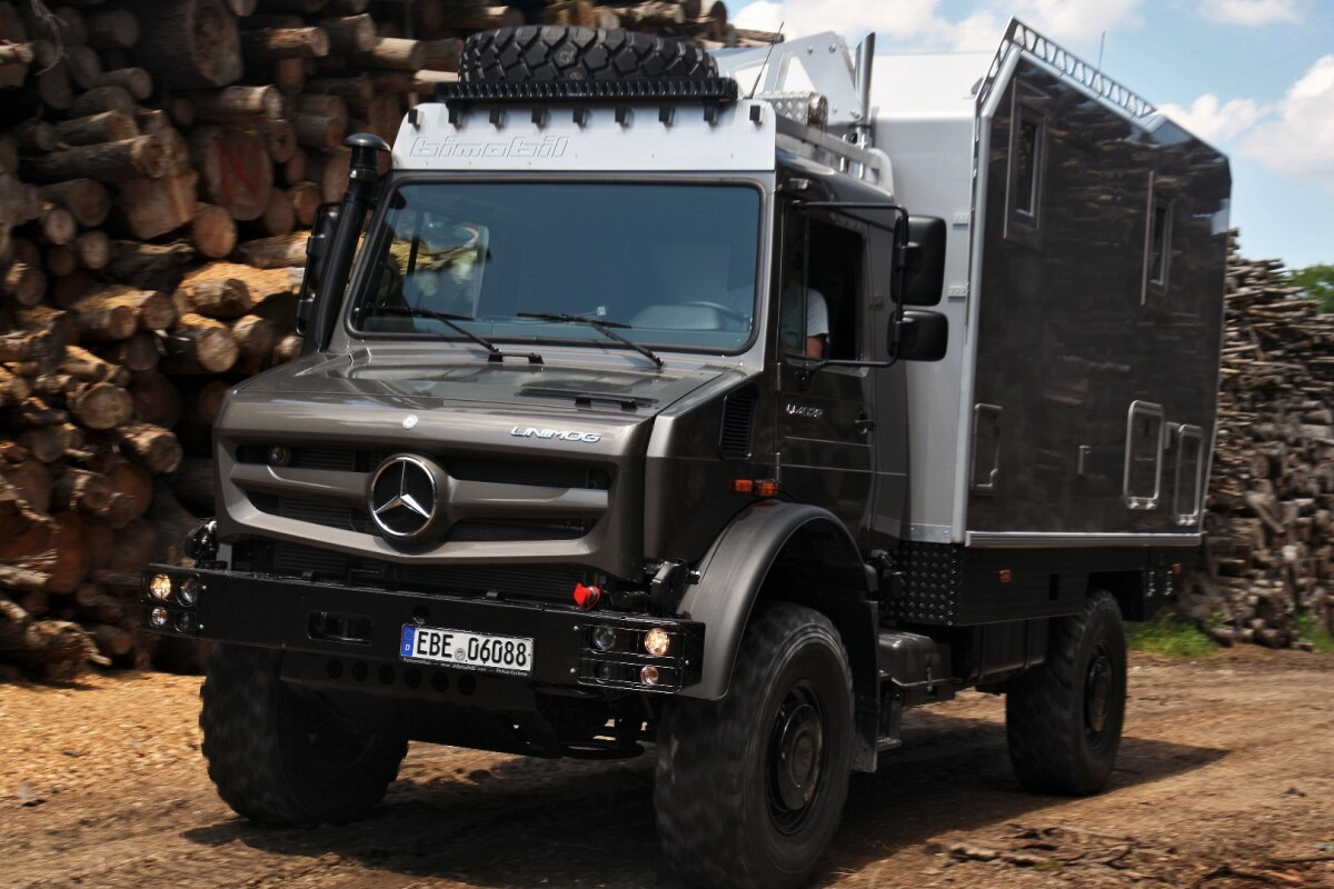 Wherever you want to go, the Bimobil EX 435 will take you there and spend the night