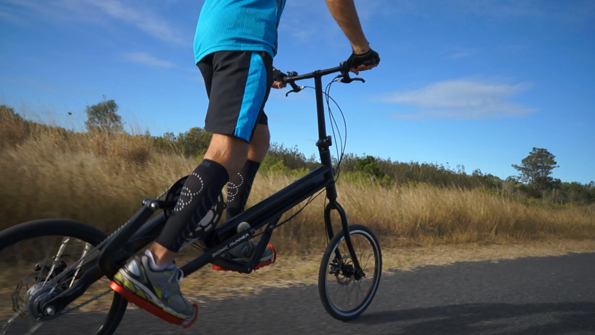 It's intended to guide the user through a mid-foot running gait