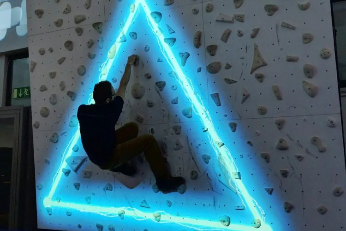 Augmented Climbing's Sparks - stay away from the laser beams!