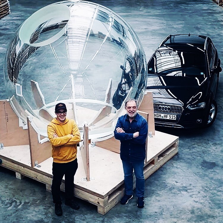 Upon delivery in 2020, this 100.4-inch diameter beauty was the largest Plexiglas sphere ever made. Weighing nearly 8000 lb, it can take the 3,300/6 submarine down to 1000 metres below the surcface