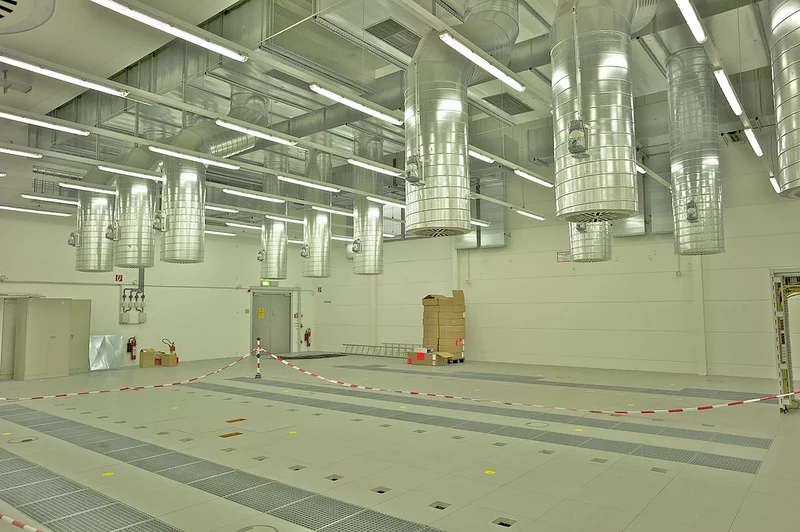 The air cooled supercomputer room for the previous SGI Altix 4700 (Image: IBM Research)