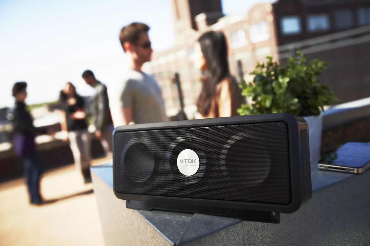 The Wireless Weatherproof Speaker features two front 1.5-inch full range drivers, two rear 3-inch passive radiators and one 2.5-inch subwoofer
