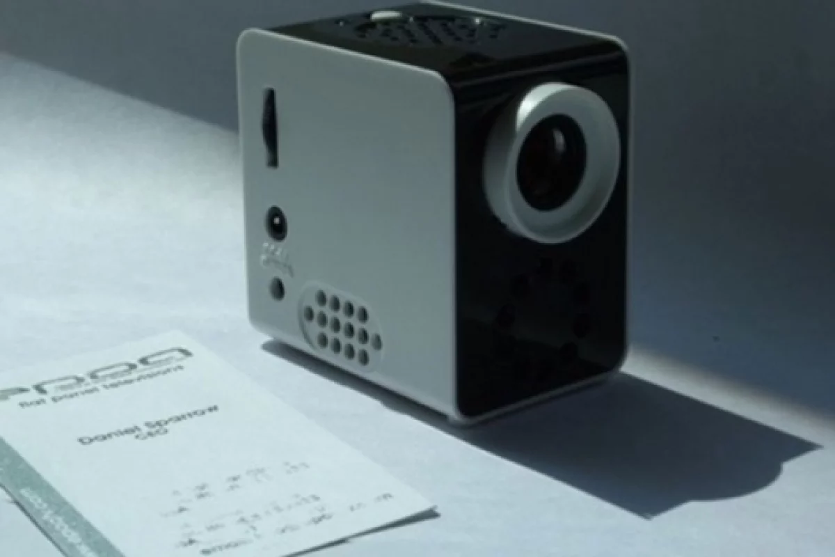 EPP-HH01 Pico Cube from Epoq Multimedia