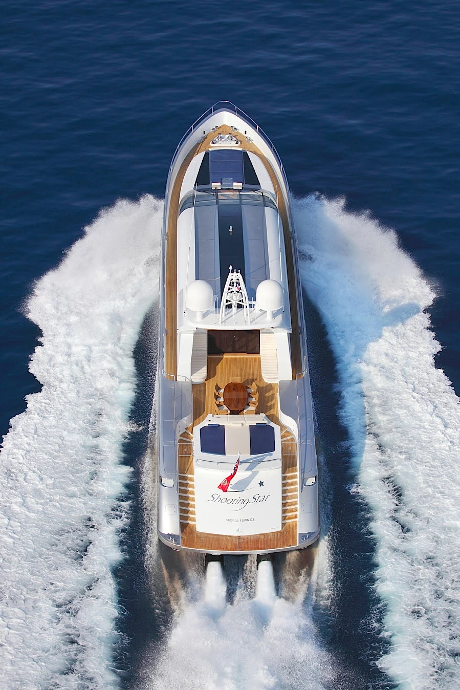 TWO DECK & OPEN SEMI-DISPLACEMENT OR PLANING MOTOR YACHTS winner Shooting Star