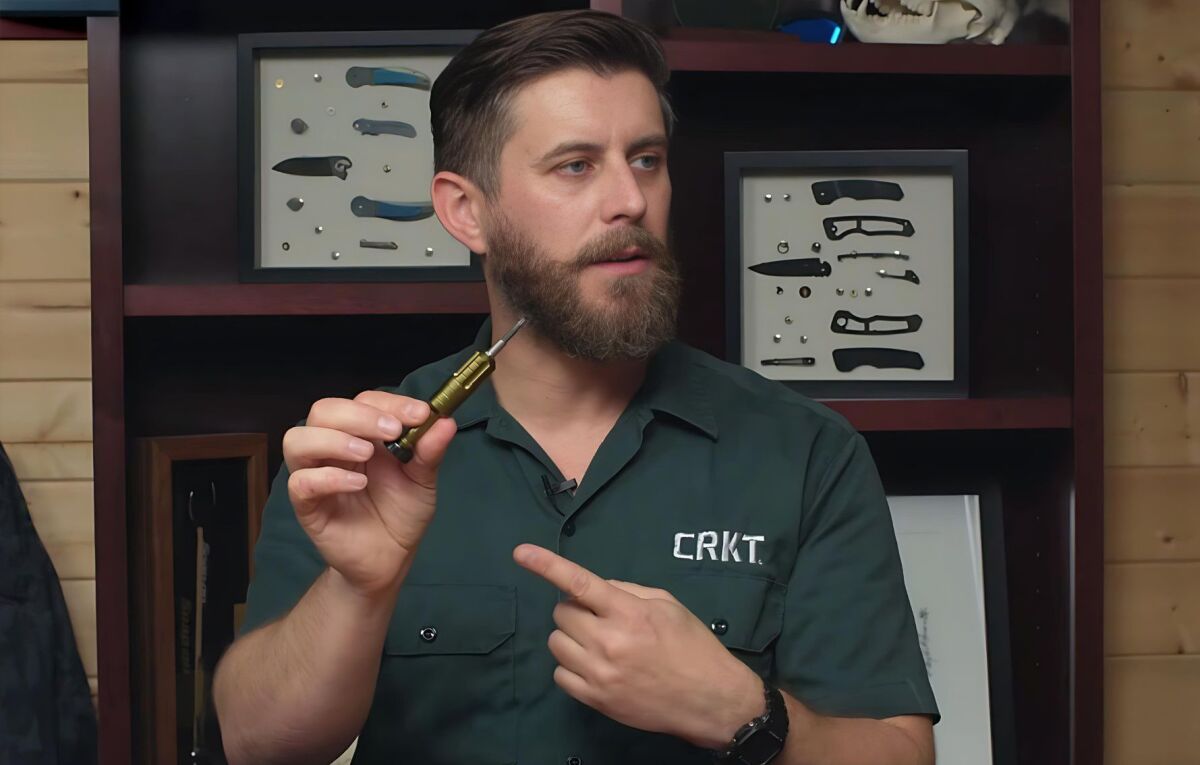 Pocket driver with built-in bits ready to give your EDC a tune-up