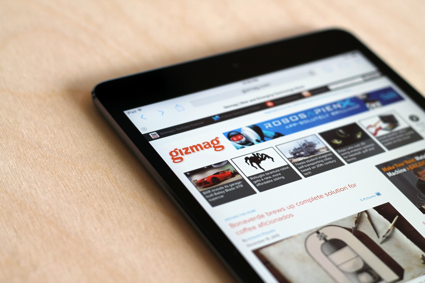 The new iPad mini's screen is a huge improvement, with 4x the pixels in the original model