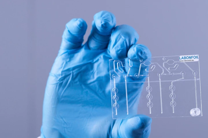 Each card and patch is a lab-on-a-chip that can detect chemicals and biochemical markers, and the common reader can send the data to a smartphone