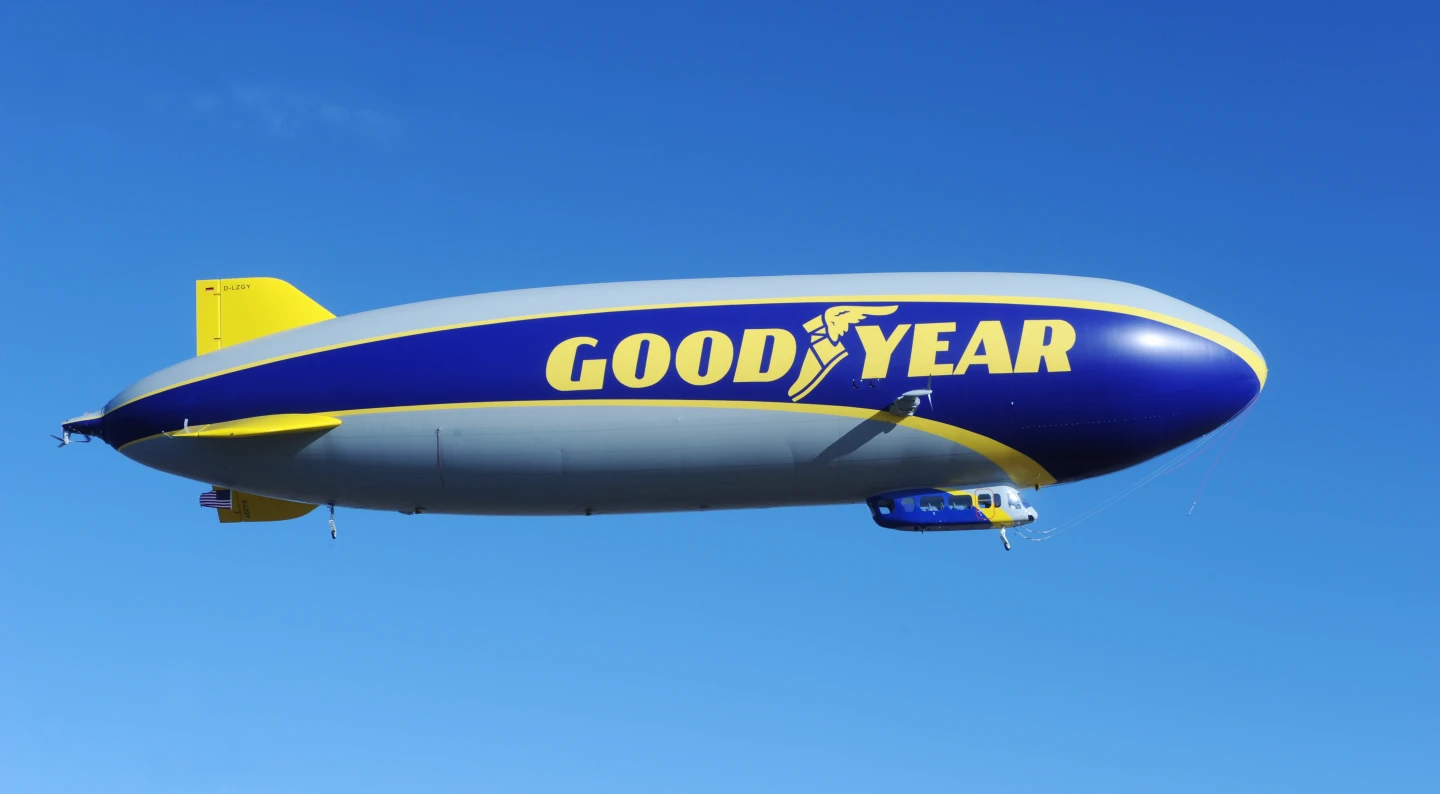 The new airship is longer and faster than the old one