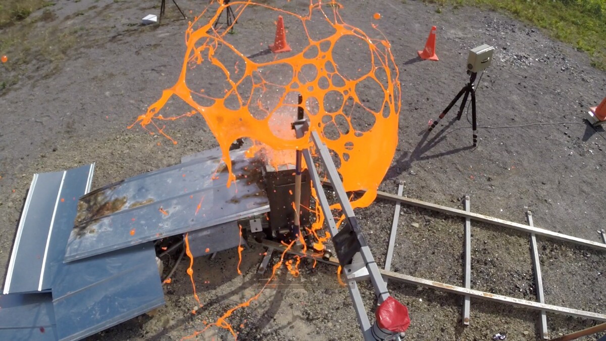 In the most explosive cases, the lava was found to be thrown several meters in the air