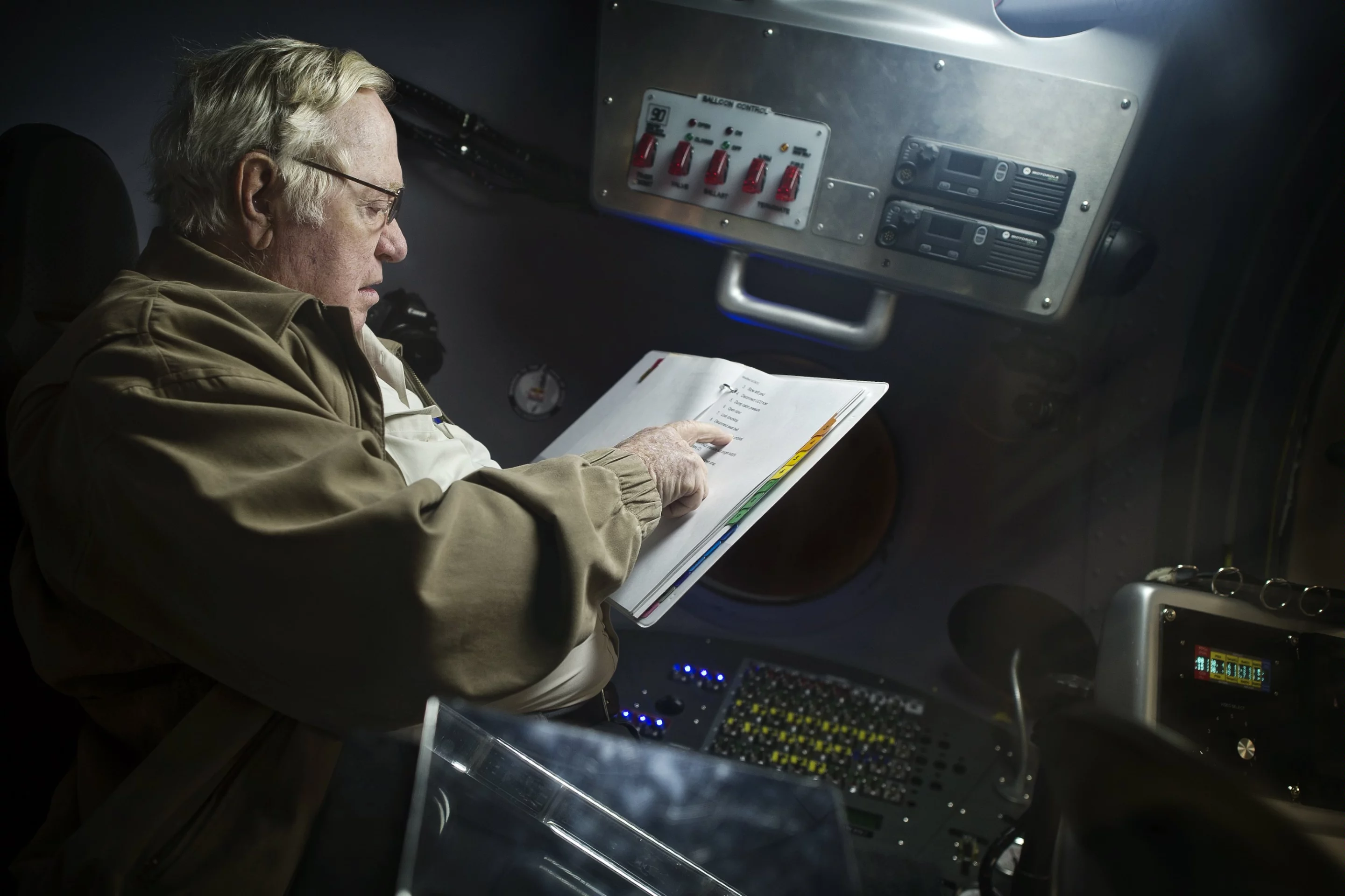 USAF colonel (ret.) Joe Kittinger during his final inspection of the capsule for Red Bull Stratos (Photo: Jörg Mitter/Red Bull)