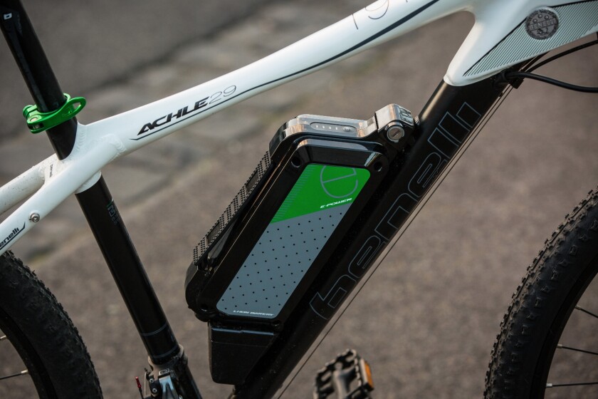 Benelli Achle 29: 36v, 13Ah Samsung battery is removable for charging and locks to the bike with a key