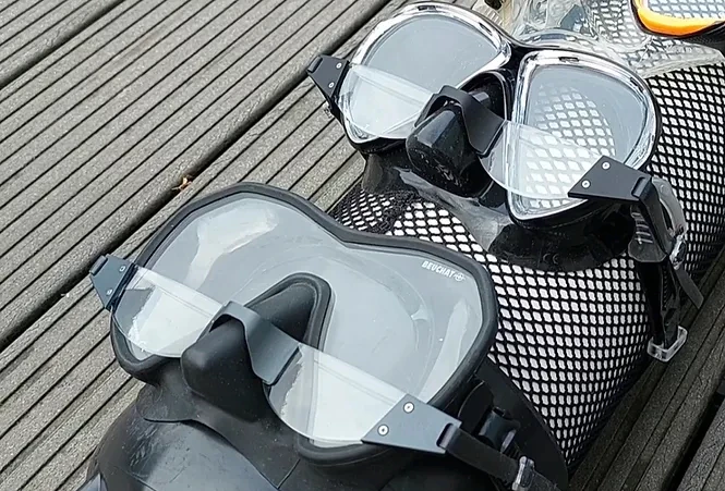 The SeeDeep glasses are reportedly compatible with pretty much any make or model of mask