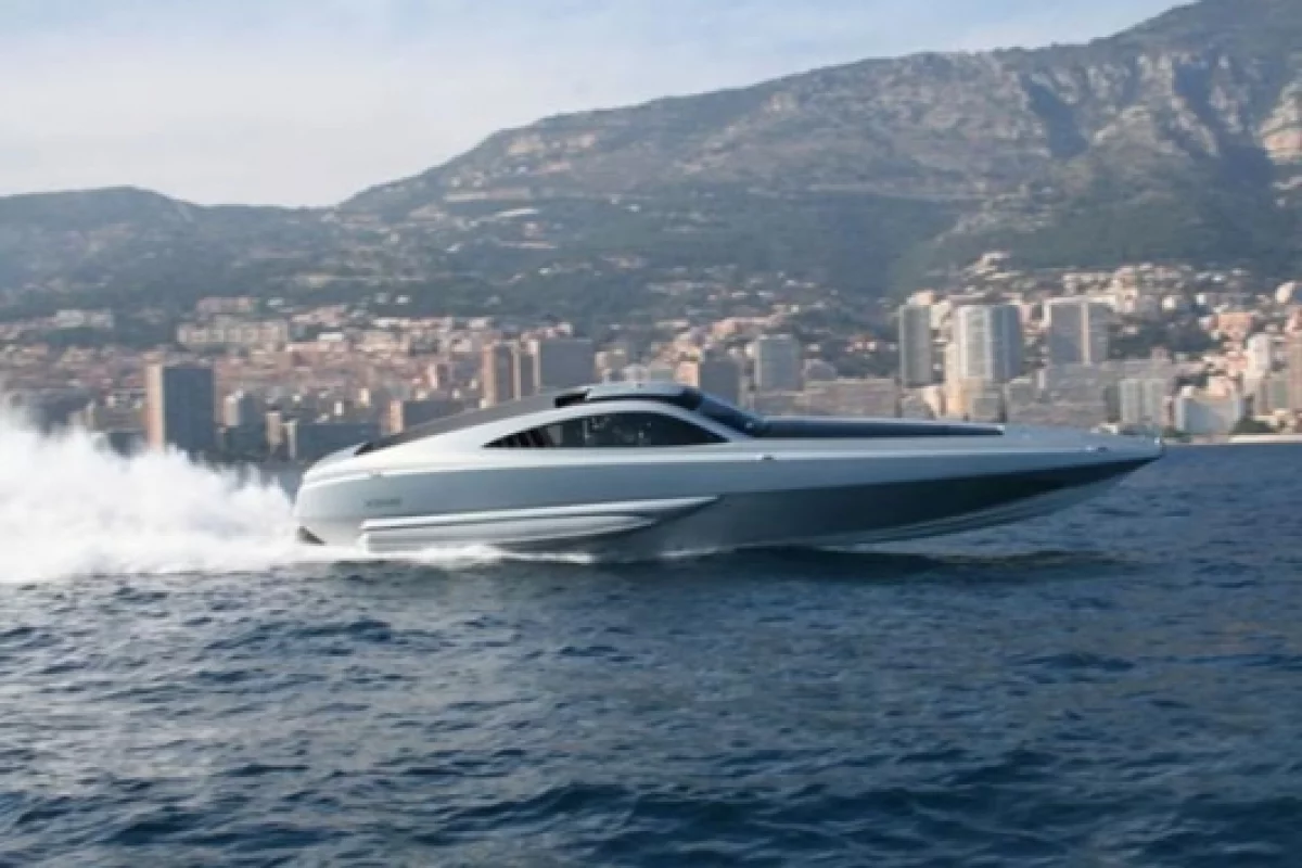 XSR48 superyacht
