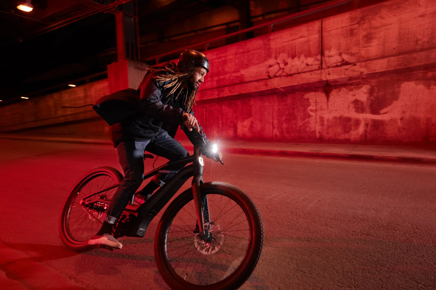 The shield and headlight to the front of Serial 1 CTY ebikes provide after-dark illumination