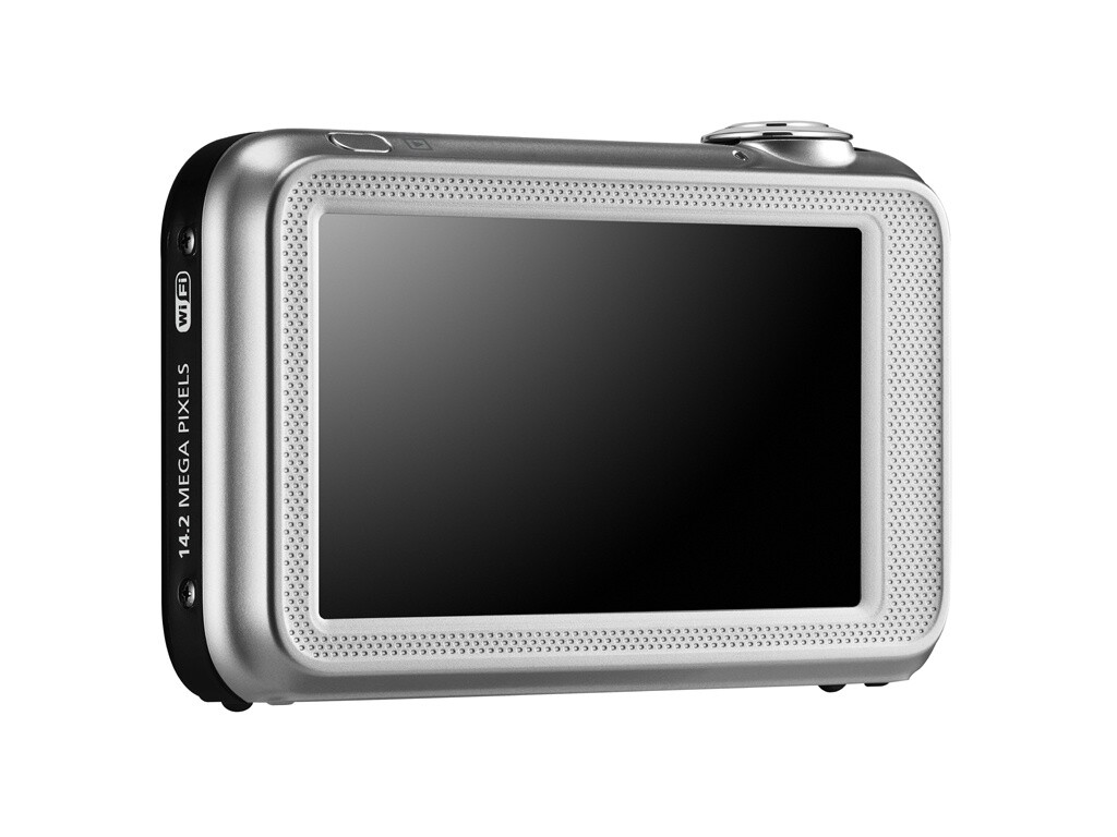 The ST80 snaps 14.2 megapixel images and records 720p high definition video, with all the action being controlled by the 3 inch, 230,000 dot widescreen LCD touchscreen display to the rear