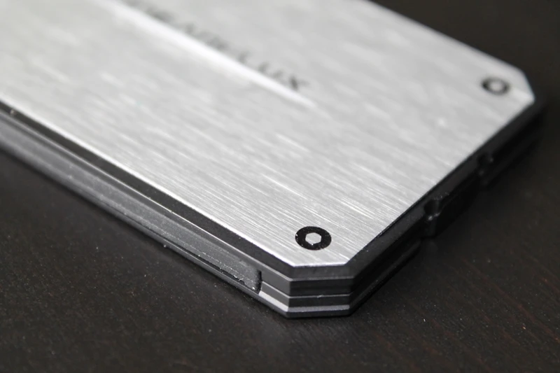 The LithiumCard has a aluminium chassis