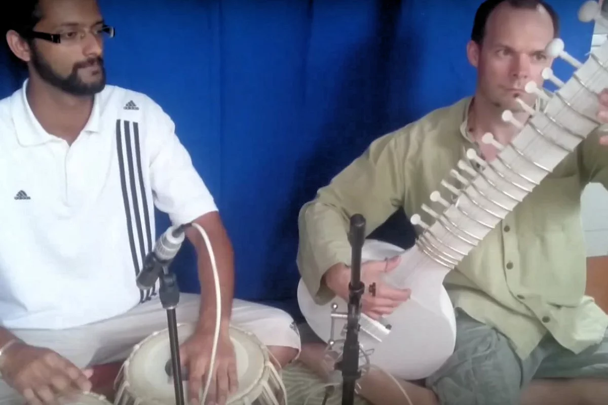 Mac Creedon playing the 3D-printed sitar