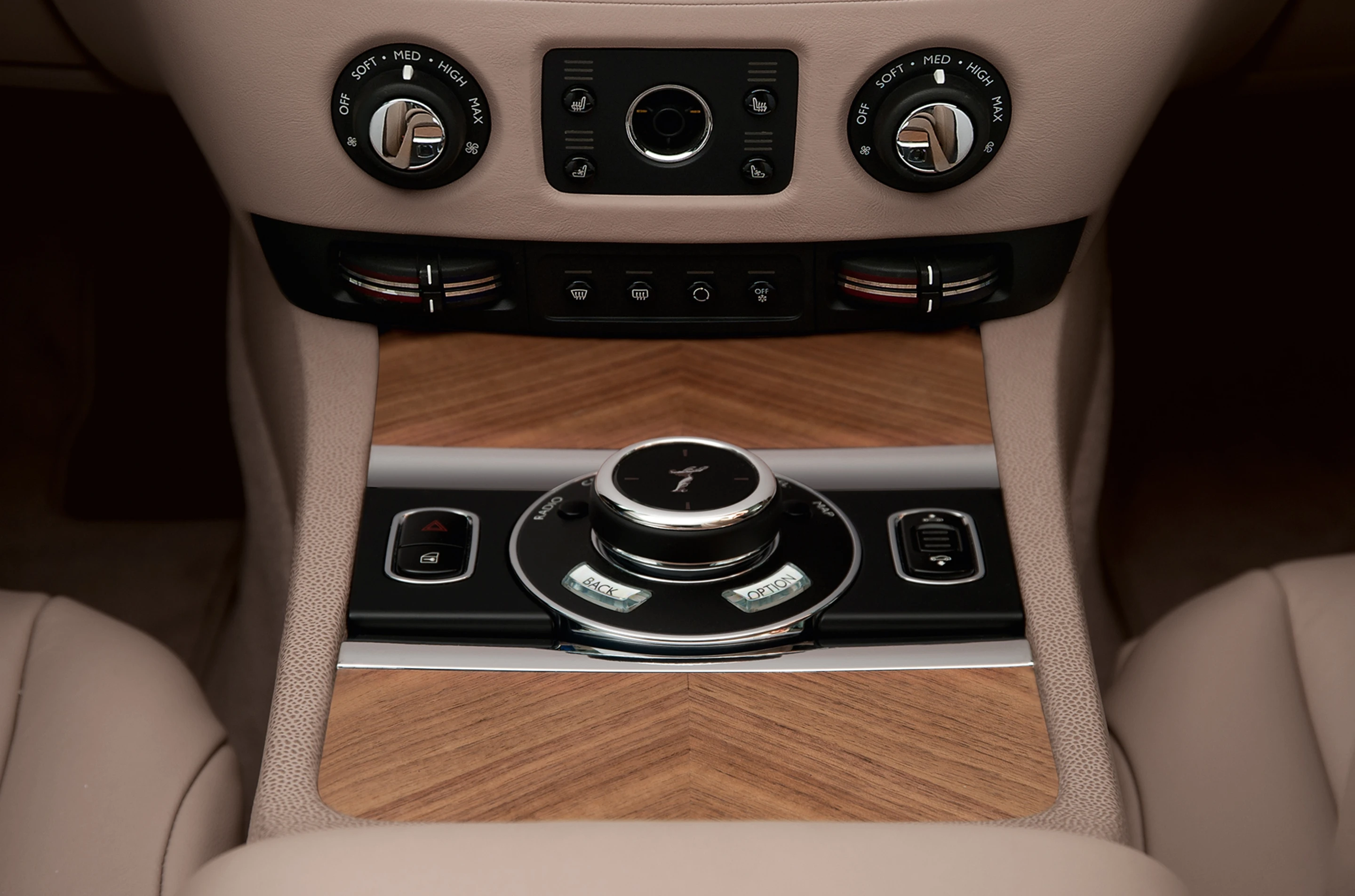 Rolls has augmented the BMW i-Drive based Spirit of Ecstasy rotary controller with a touchpad (Photo: Rolls-Royce)