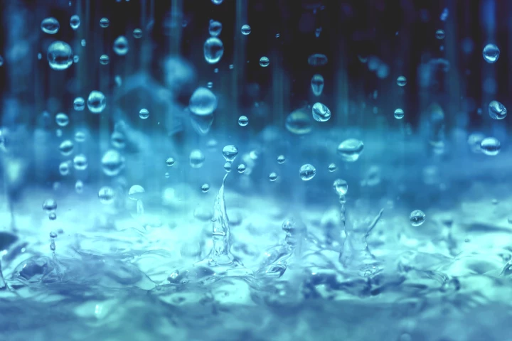 Rain might not be able to produce the amount of power from large hydroelectric plants, but it escapes the site-specific restraints of those installations