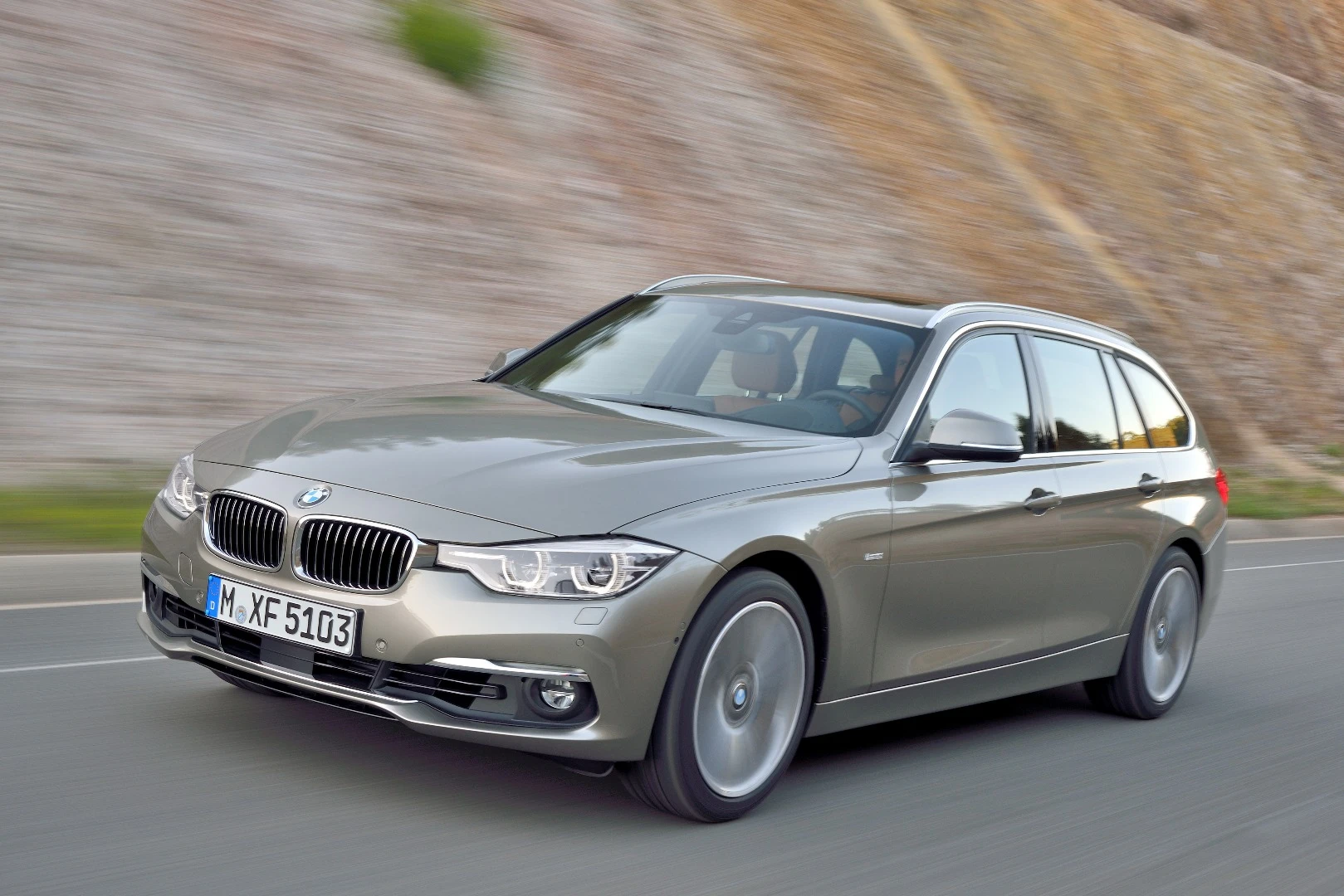 Full-LED headlights are an option on the refreshed 3-Series