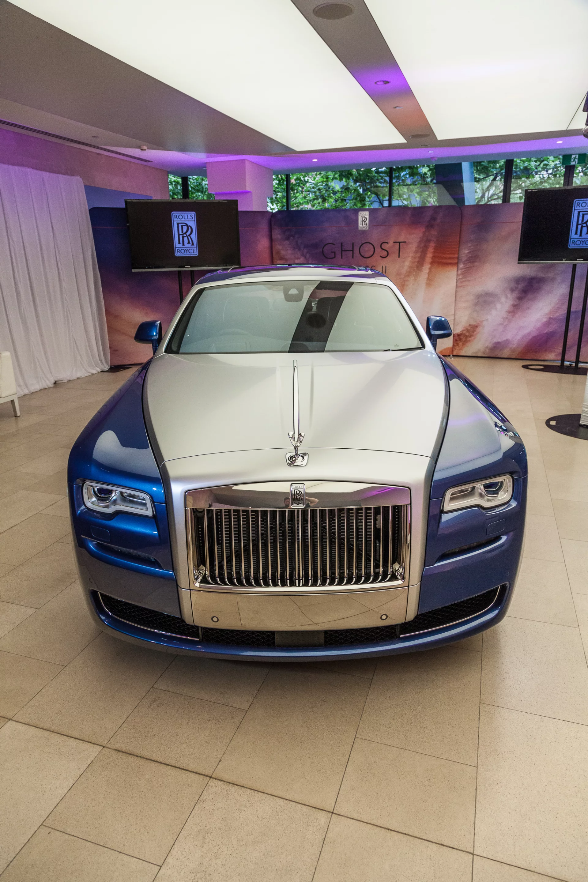 Rolls Royce Ghost Series II. Photo: Loz Blain