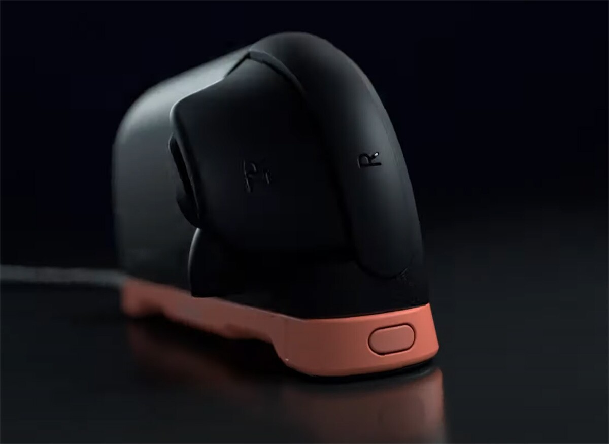 Could a lens fitted on the side of the Joy-Con enable mouse-like functionality?