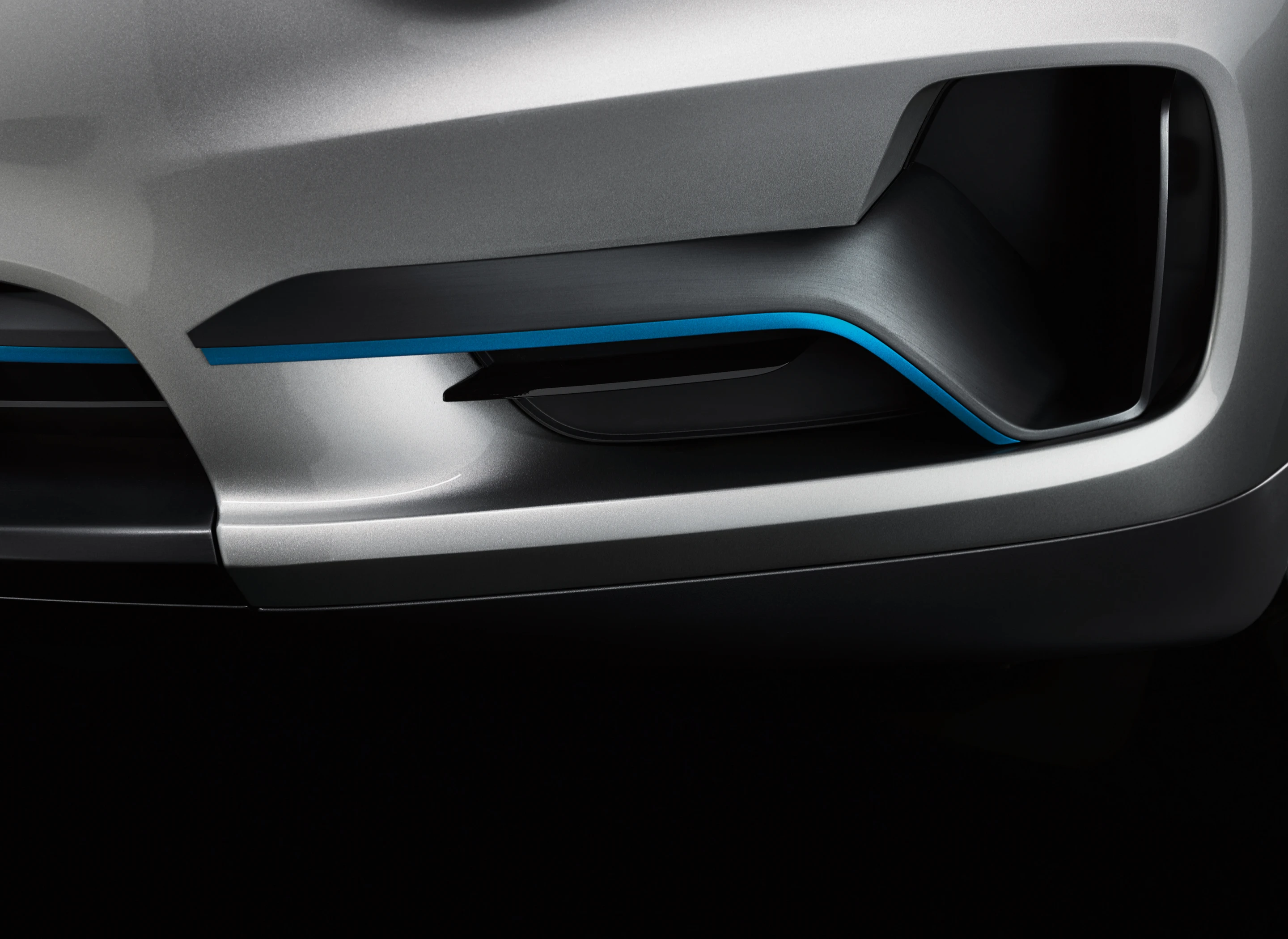 The air intakes also get some subtle i-blue treatment