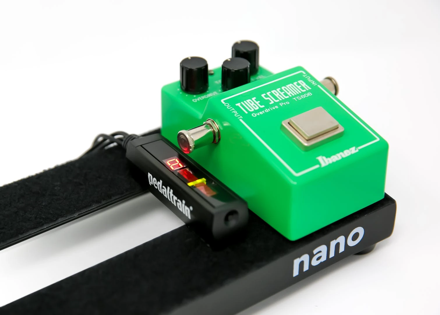 The Pedaltrain SST tuner saves precious space on a crowded FX pedalboard