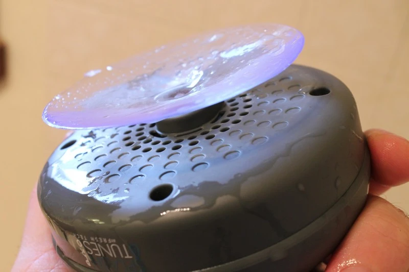 The speaker attaches to the shower wall using a suction cup (Photo: Eric Mack/Gizmag.com)