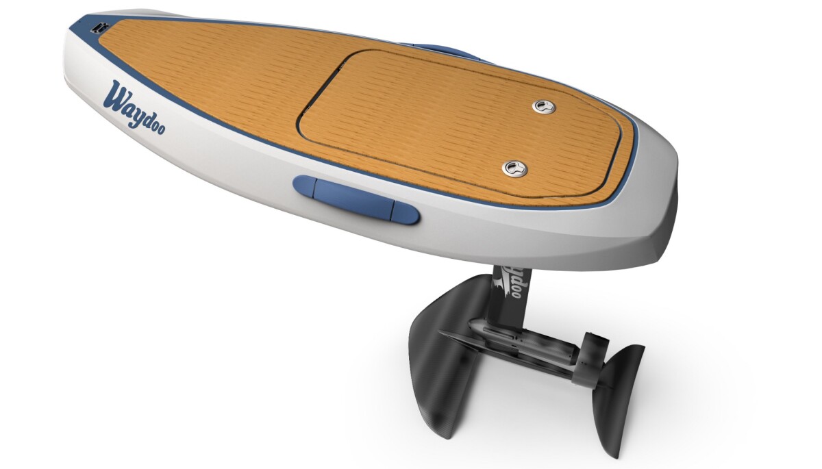 The Waydoo Flyer disassembles into two pieces for transport – it can be put back together by hand
