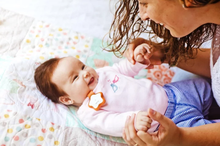 The Starling device counts the number of words a child speaks or hears