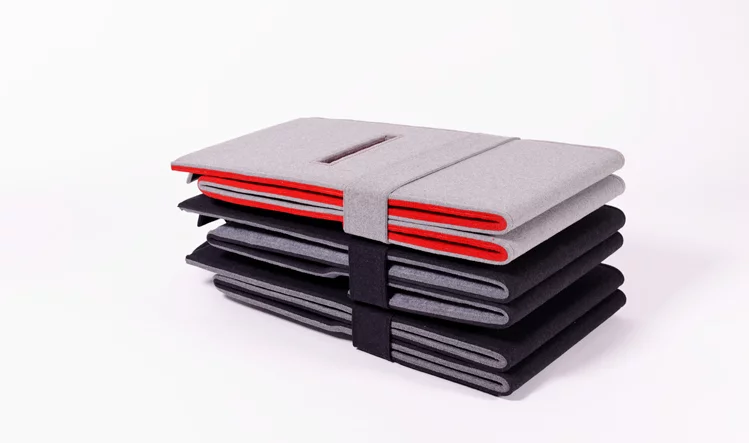 Vouwwow version 2 (VW02) made from PET-felt