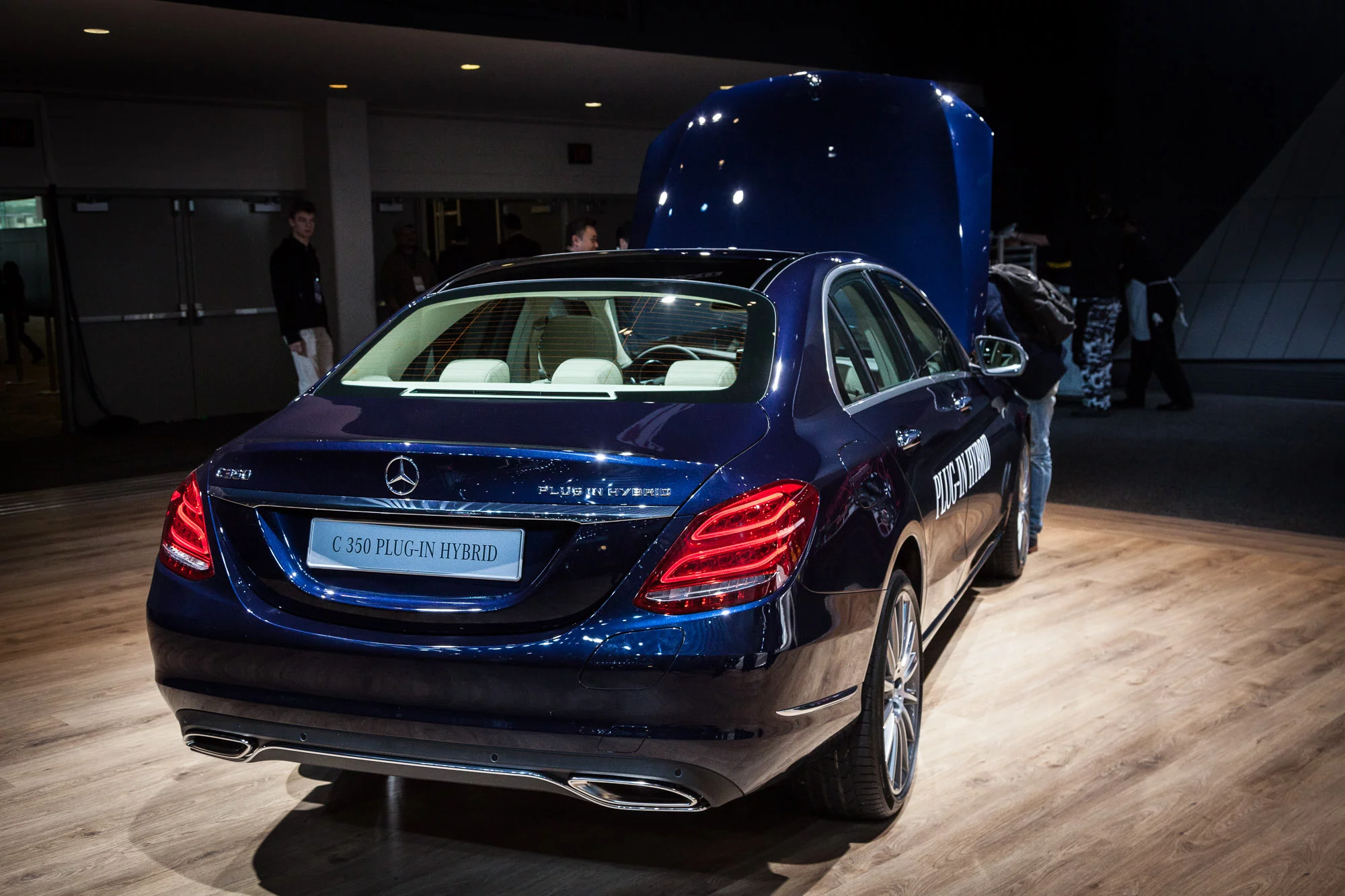 The C-Class hybrid follows a plug-in hybrid S-Class (Photo: Loz Blain/Gizmag.com)