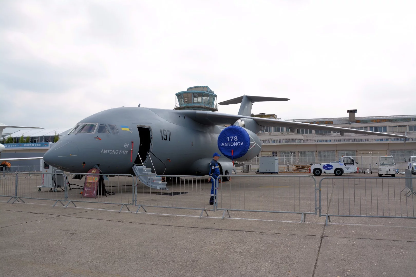 The Antonov 178 cargo aircraft boasts a practical range of 5,500 km when free of cargo, and 1,000 km with a full load