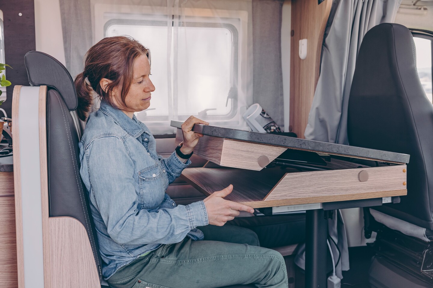 There's a little more to this particular motorhome dining table