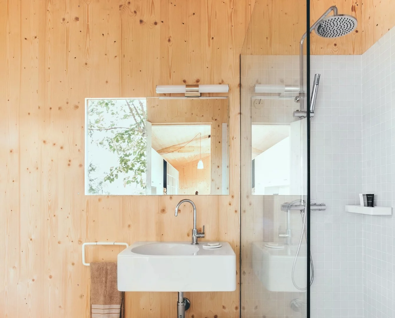 The Wood Studio House bathroom