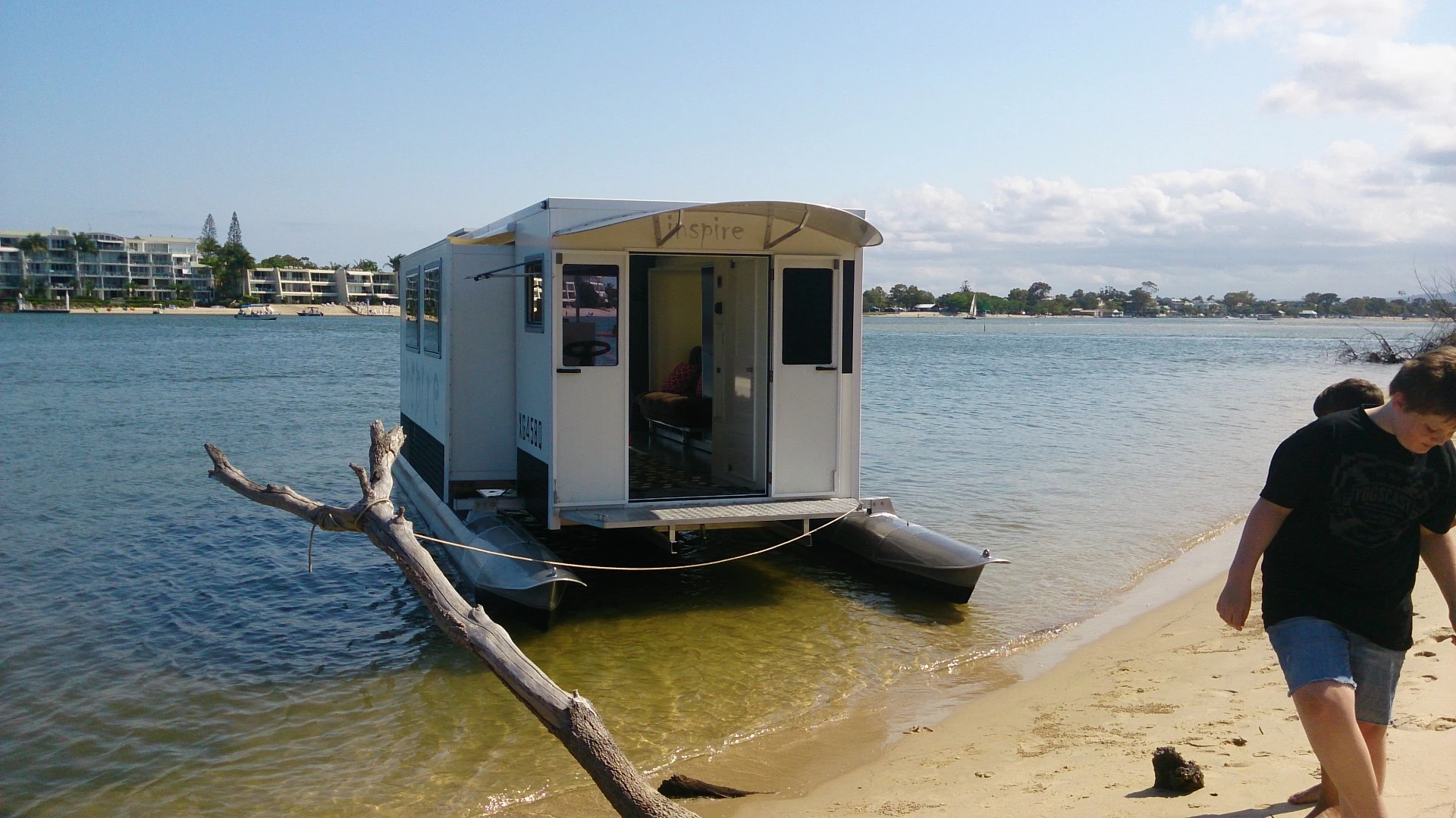 Inspire trailerable houseboat