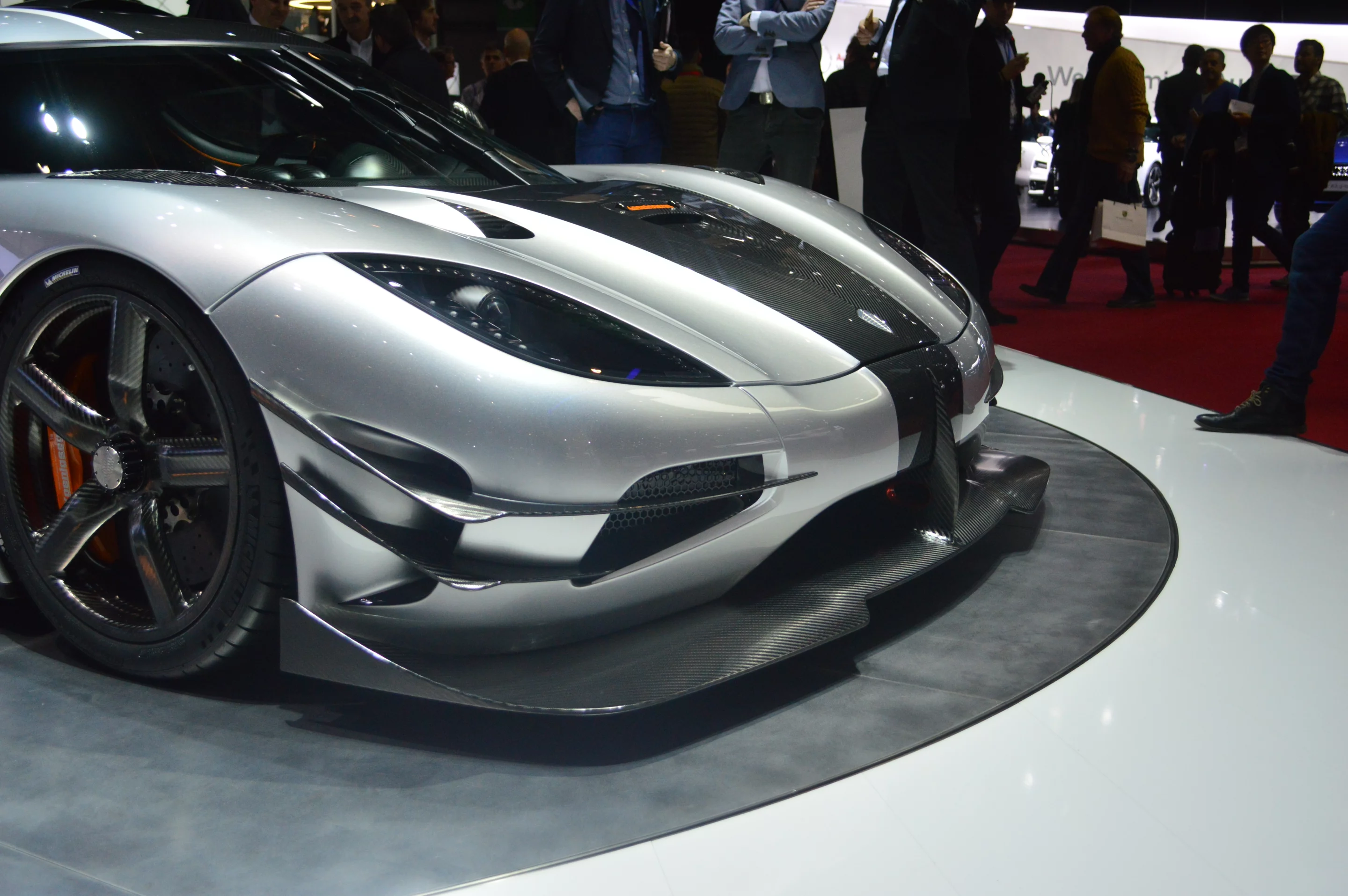 The One:1 includes a large front splitter and winglets (Photo: CC Weiss/Gizmag.com)